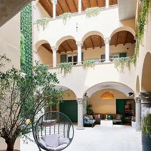Rego - Boutique With Some Off-site In A Charming Historic District Close To Upper Town Apartament